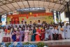 HS và GV chụp hình lưu niệm trong buổi lễ
