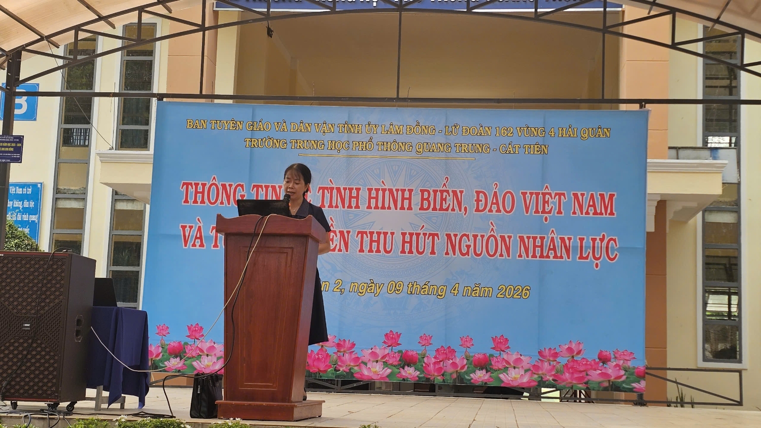 Đc Quỳnh phát biểu