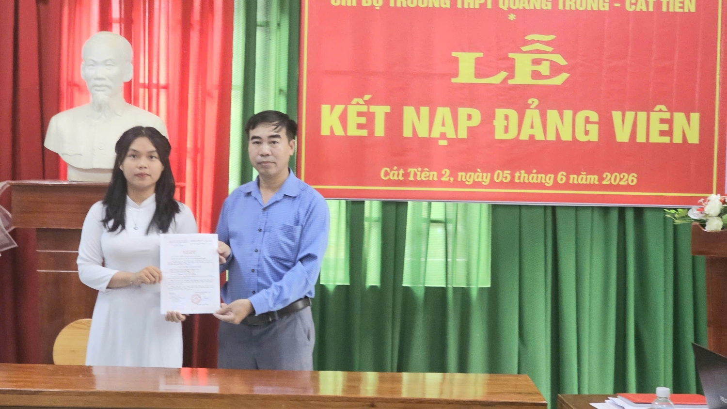 hình trao quyết đinh